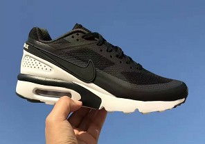 動感生活，品質隨行 精品休閑運動鞋與正品運動服，守護您的每一步